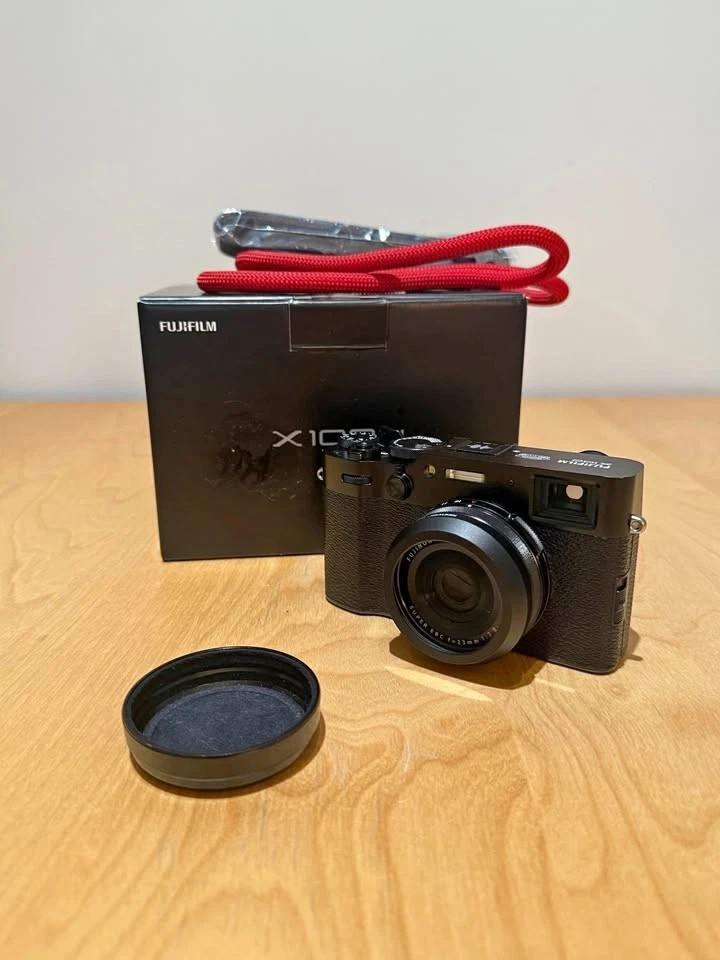 BRAND NEW Fujifilm X100VI 40.2MP 6.2K Digital Camera Black - US Model